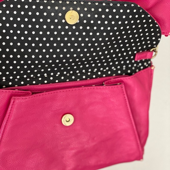 SOLDWomen’s Hot pink big Bow LULU crossbody bag - Picture 6 of 11